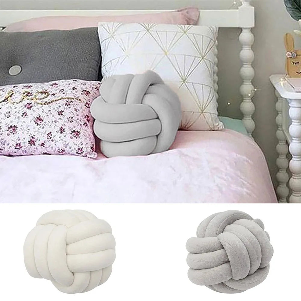 Almofada Decorativa em Veludo Redonda- Estilo Nórdico