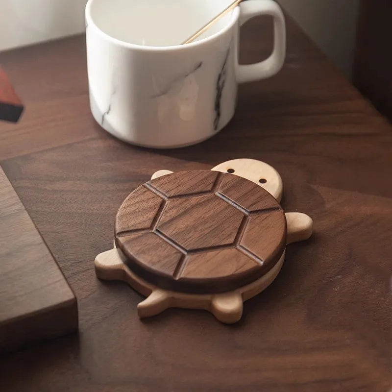 Suporte para Copo de Madeira em Forma de Tartaruga