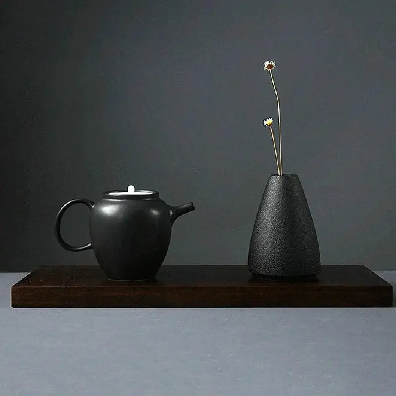 Vaso pequeno de cerâmica preta, decoração para casa, artesanato, enfeite de mesa, simplicidade, decoração em estilo japonês
