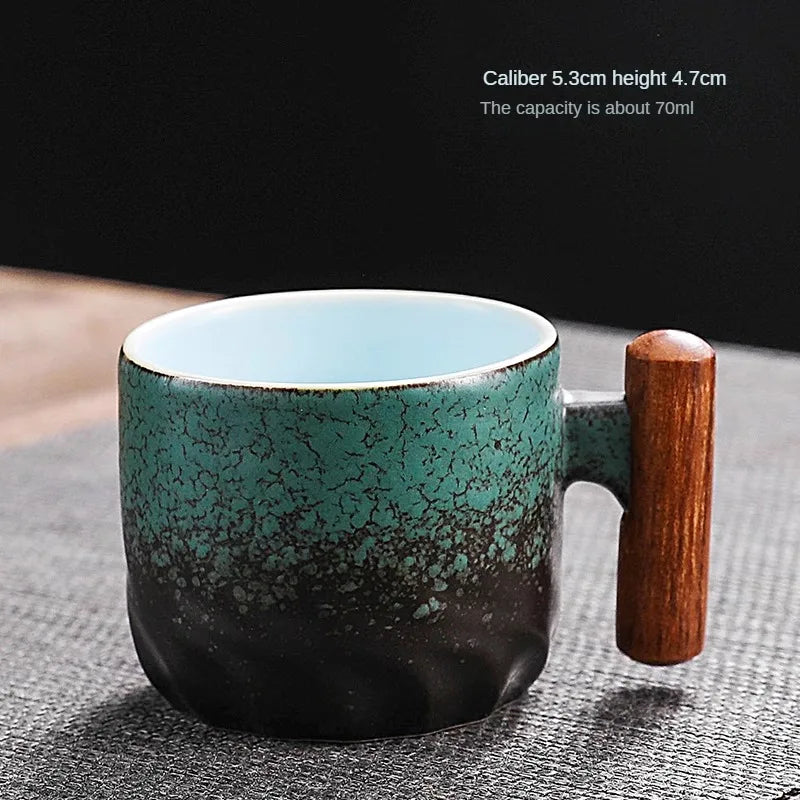 Caneca de Café Vintage Cerâmica Artesanal com Cabo de Madeira